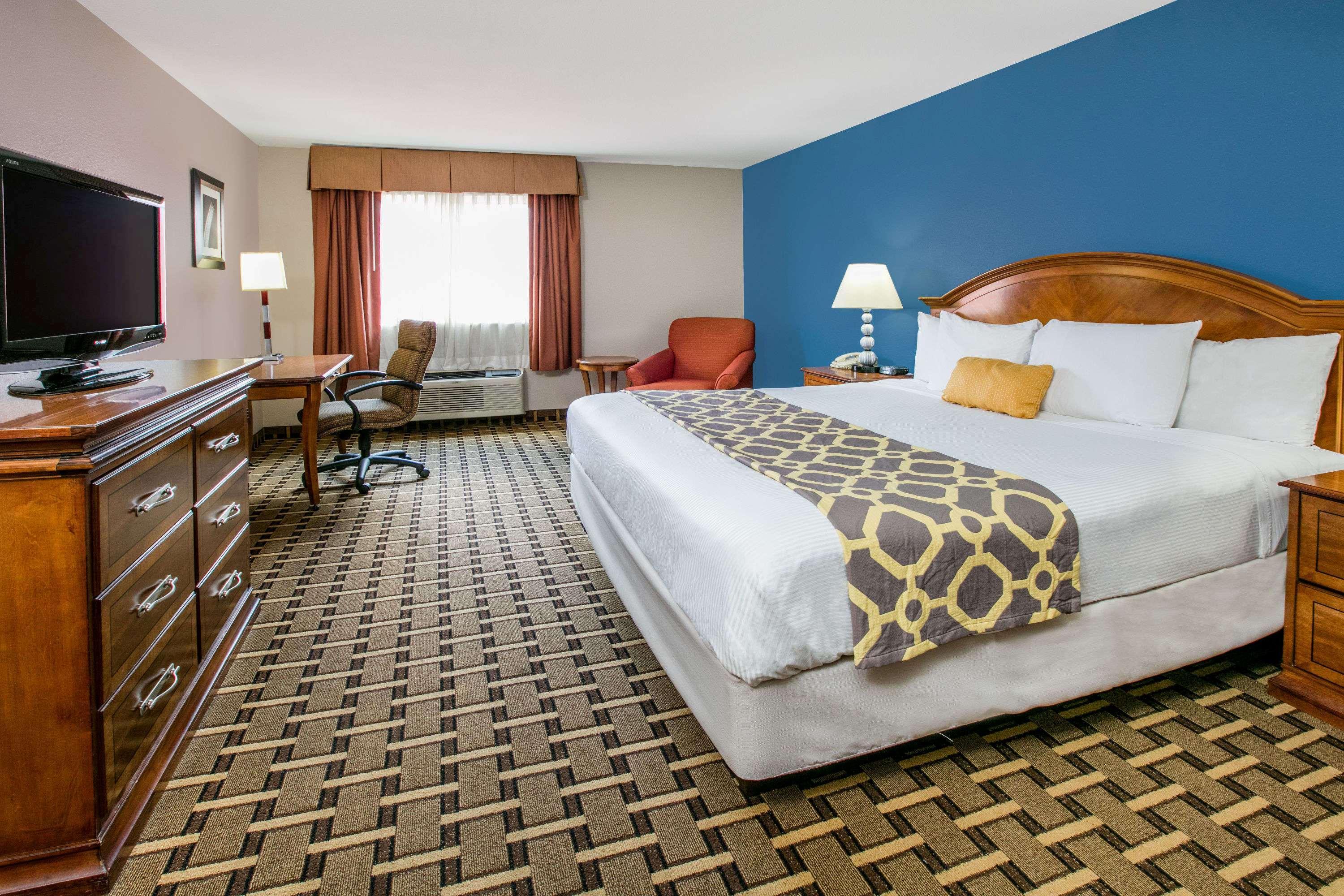 Baymont By Wyndham Lawton Hotell Eksteriør bilde